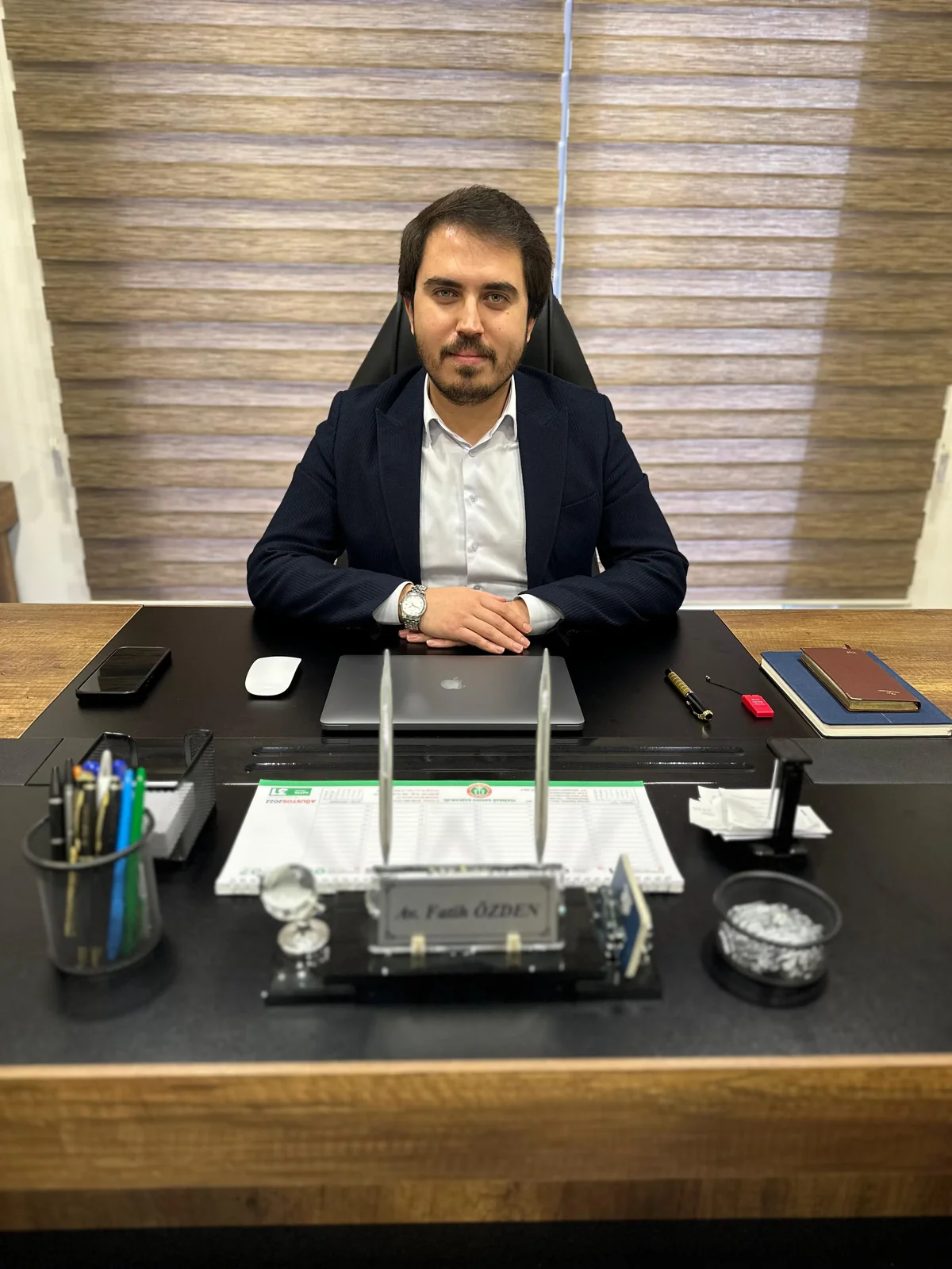 Çerkezköy Adliyesi karşısında bulunan Av. Fatih Özden hukuk bürosu ofis görünümü